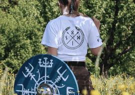 Odin‘s Gungnir | T-Shirt | Unisex